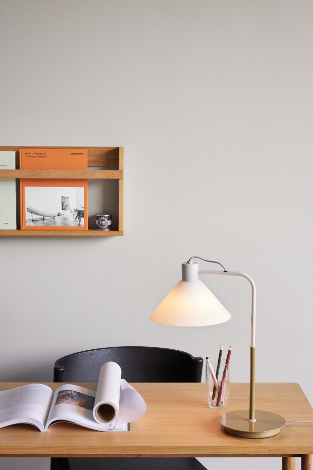 Lampe de table en fer et verre SPOT
