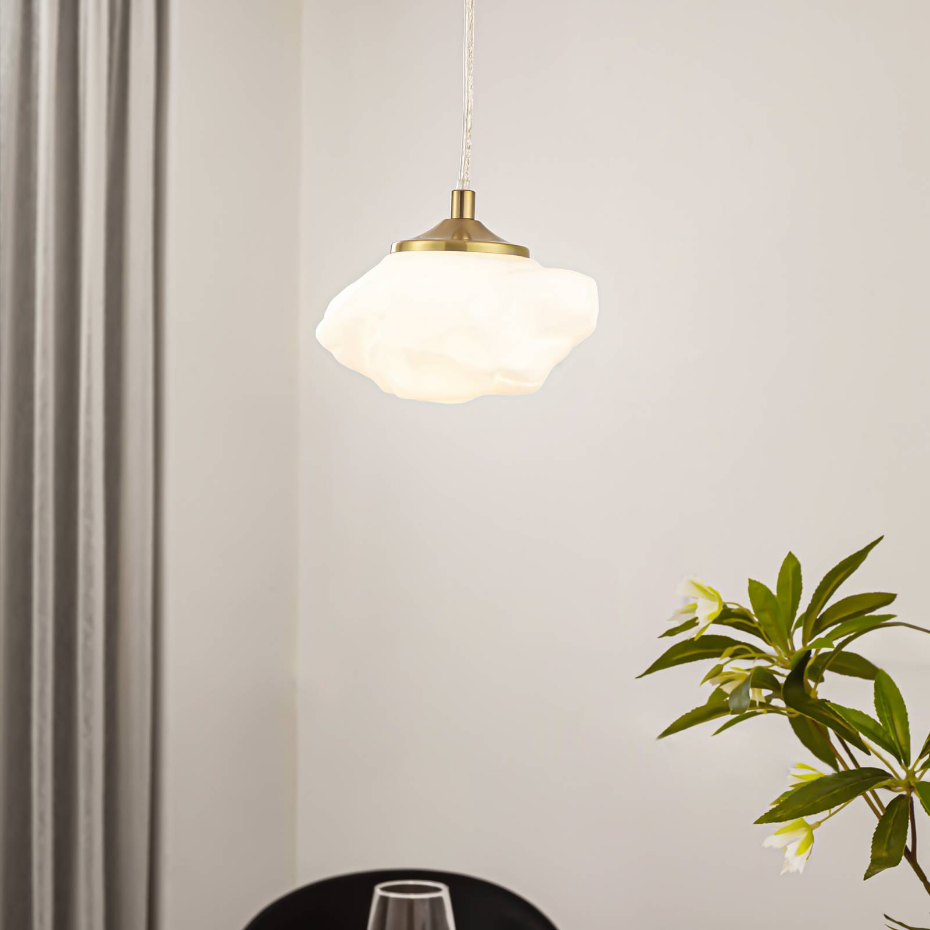 Suspension en verre moderne, Piatra