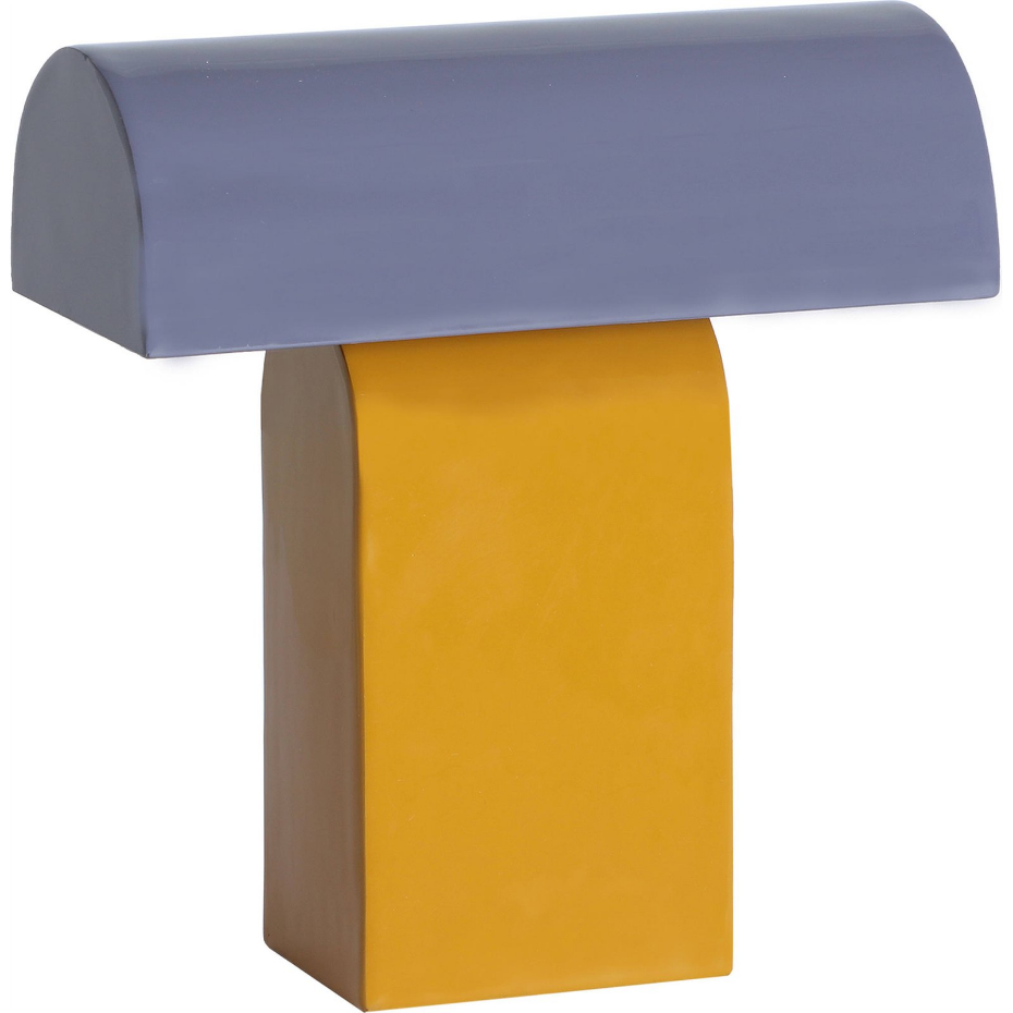 Lampe de table design en fer finition brillante