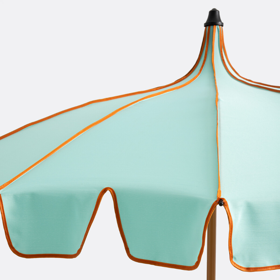 Parasol forme chapiteau AVITA