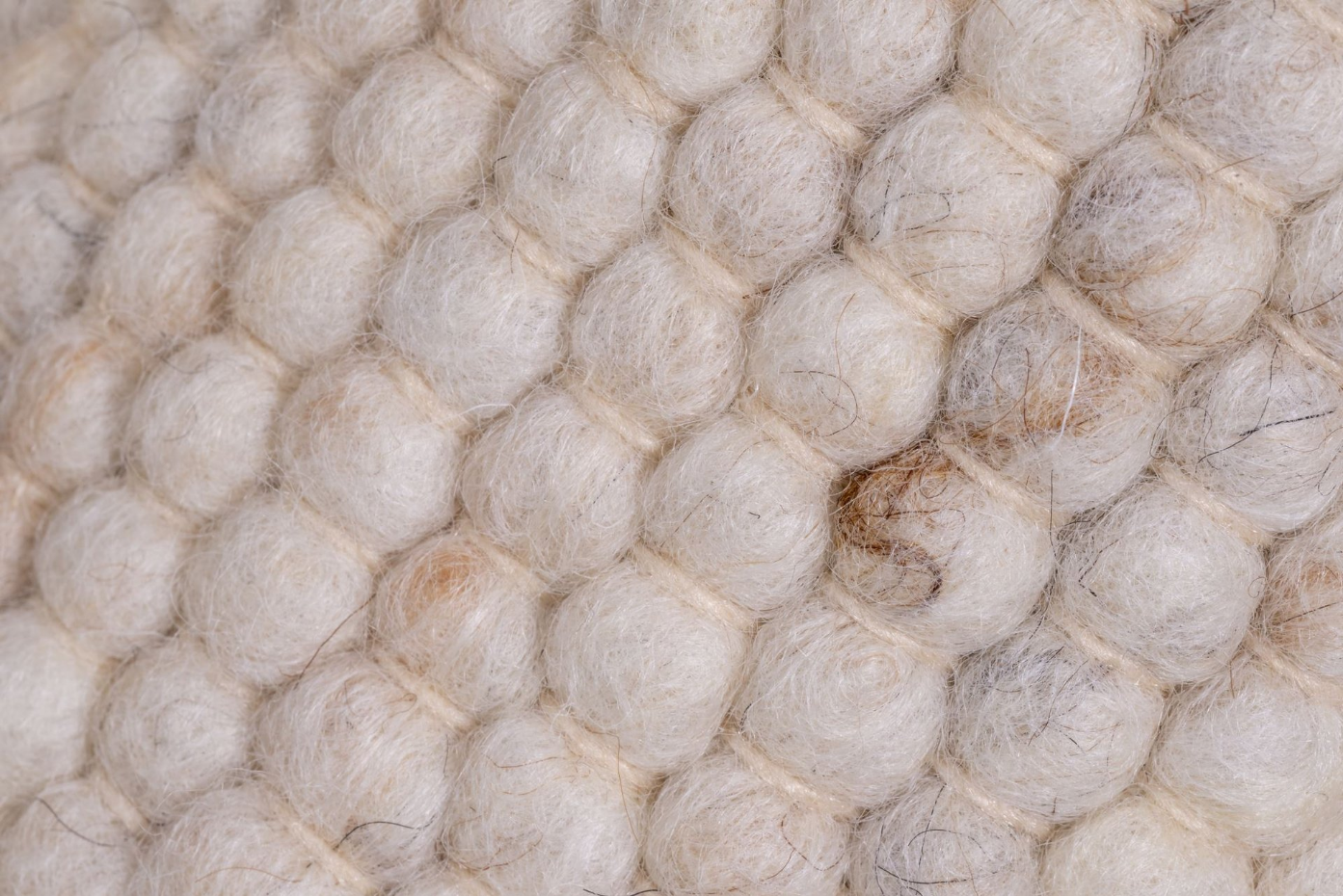 Tapis réversible en laine foulée tissé à la main aux couleurs vives - Hoernum