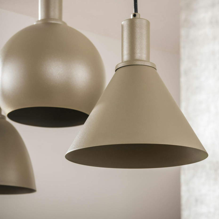Suspension îlot cuisine 5 abat-jour métal beige TRIBECA