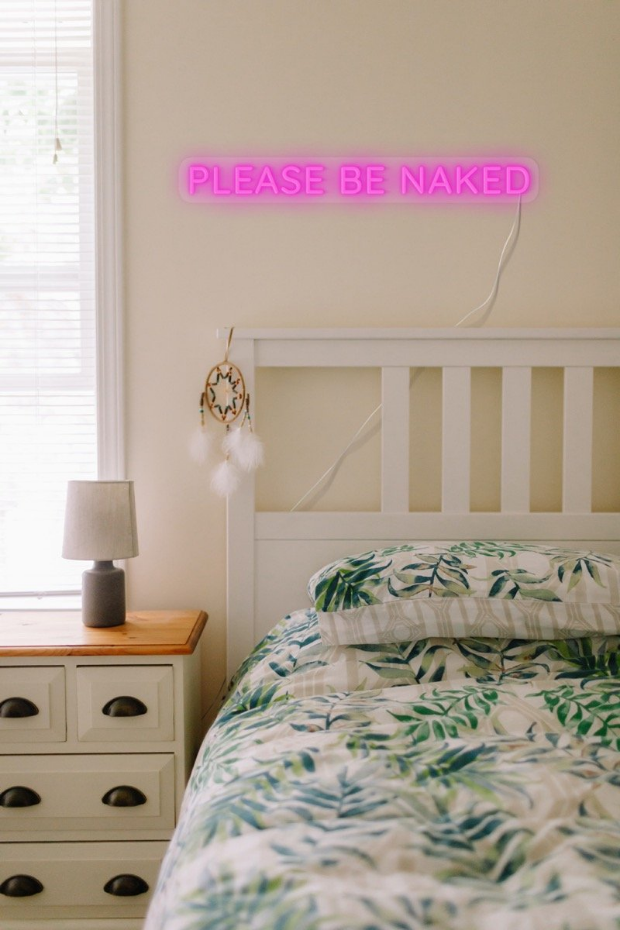 Eclairage néon PLEASE BE NAKED