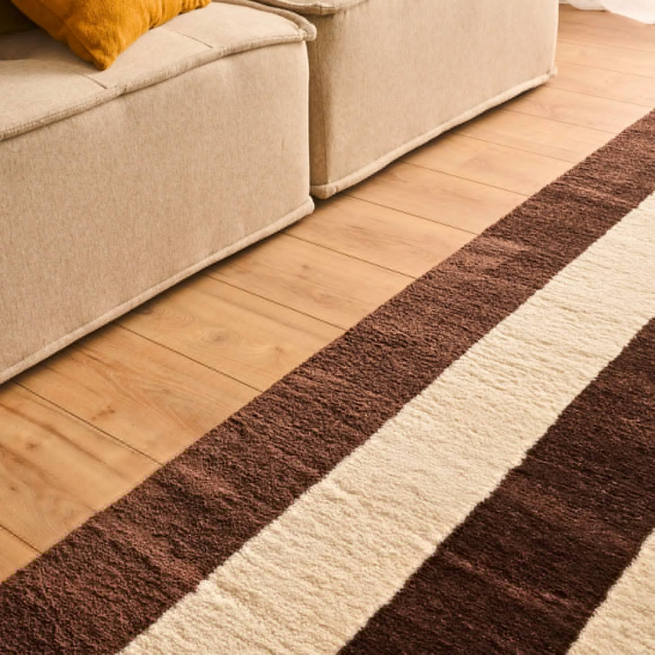 Tapis bicolore à rayures GROOVY