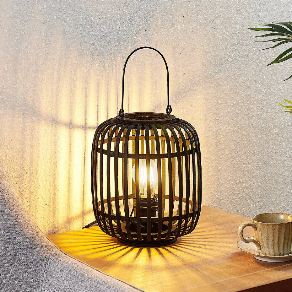 Lampe à poser en bois traditionnelle