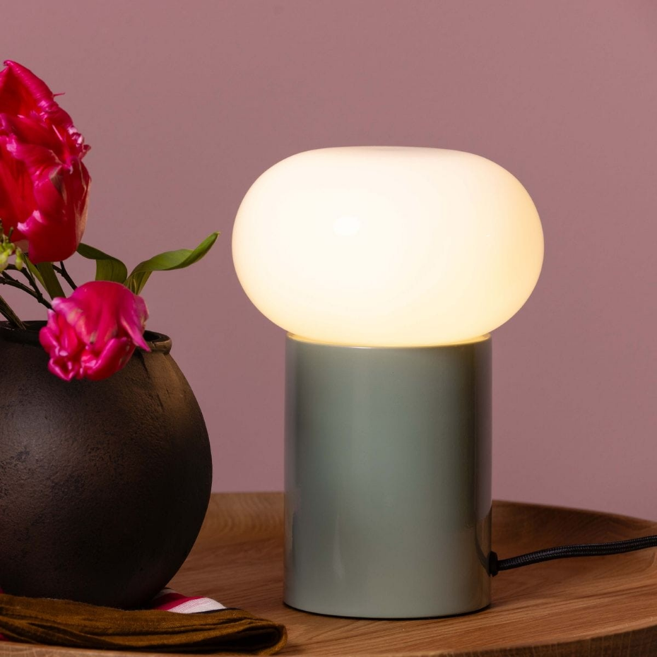 Lampe    KNUT