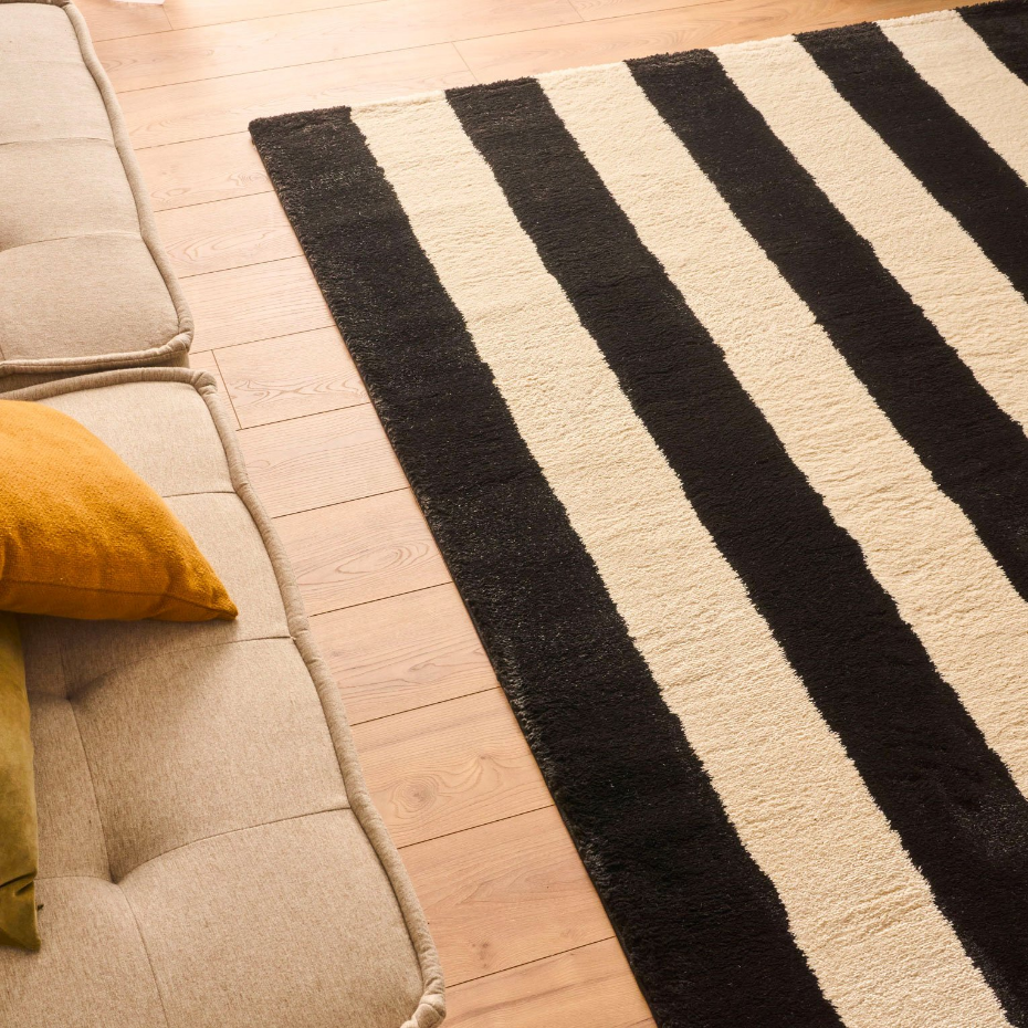 Tapis bicolore à rayures GROOVY