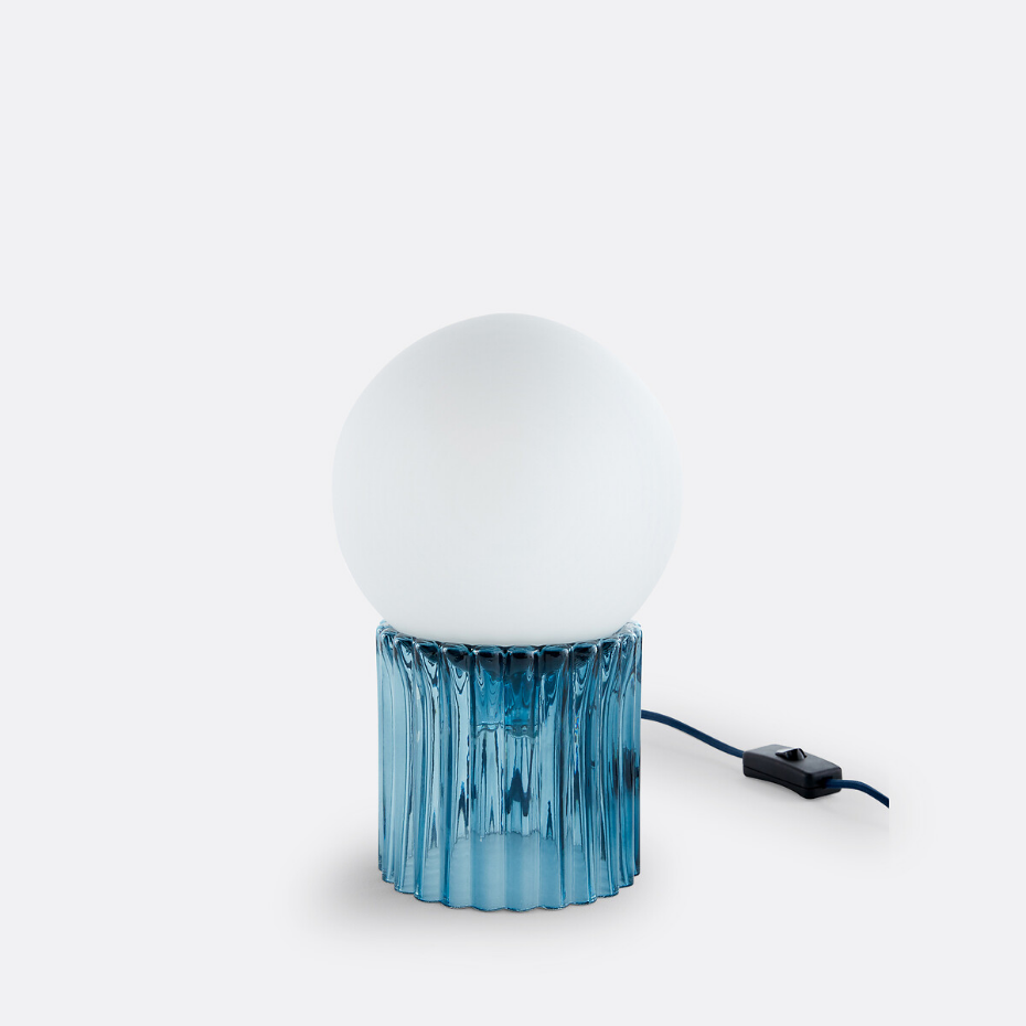 Lampe à poser, verre strié coloré et opaline, Dima