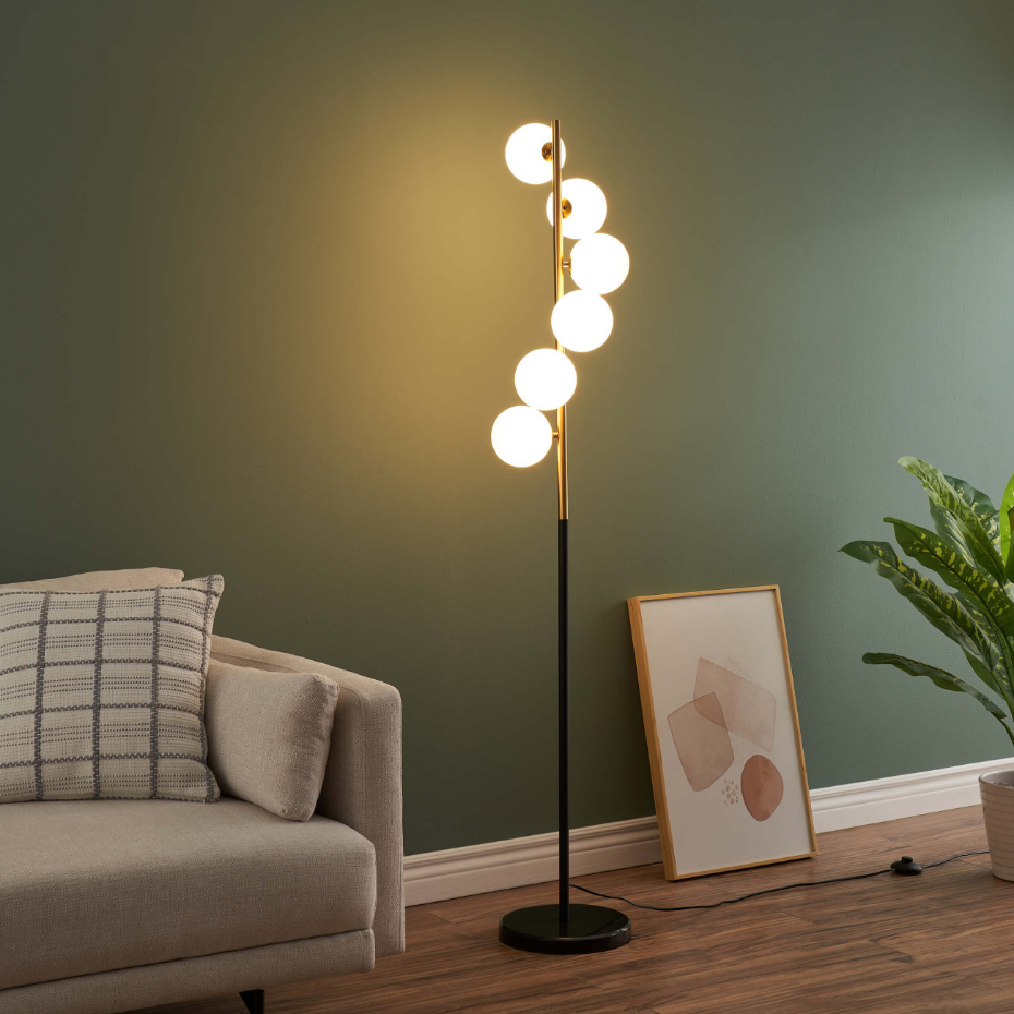 Grand Lampadaire Élégant et Lumineux – SIERRA