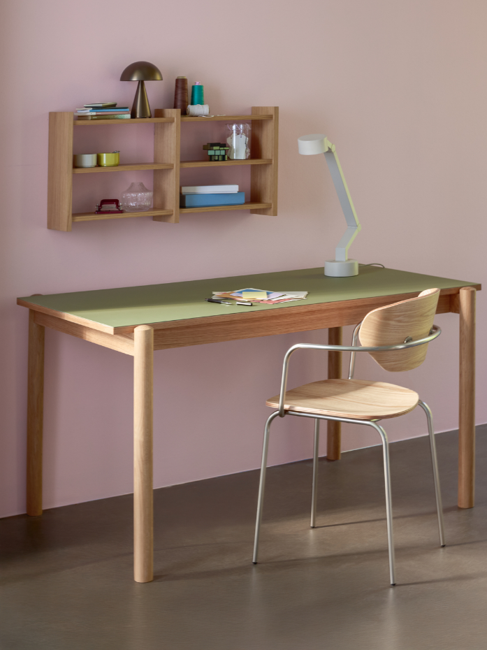 Lampe de table en fer et polycarbonate VERVE