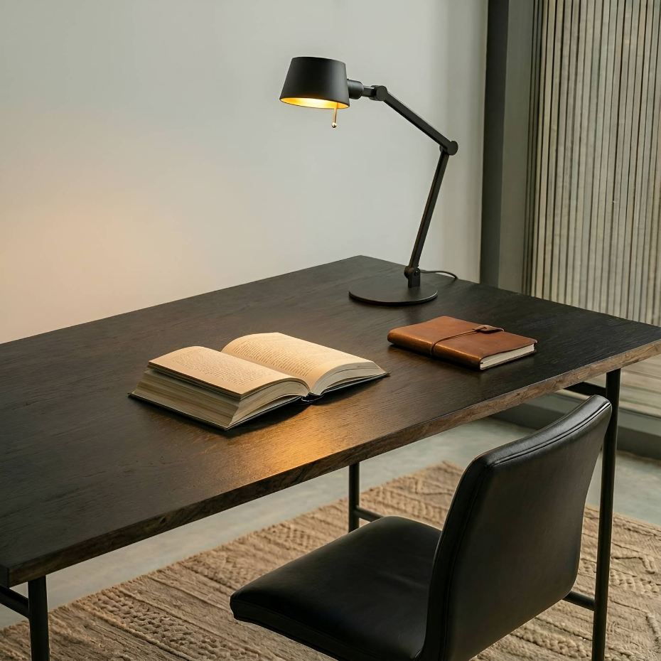 Lampe à poser en métal moderne, Silka