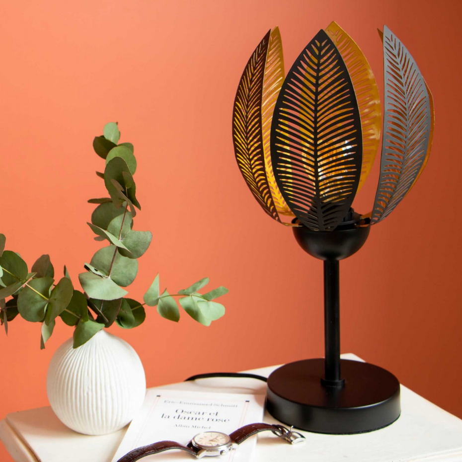 Lampe à poser en métal perforé, VESCA