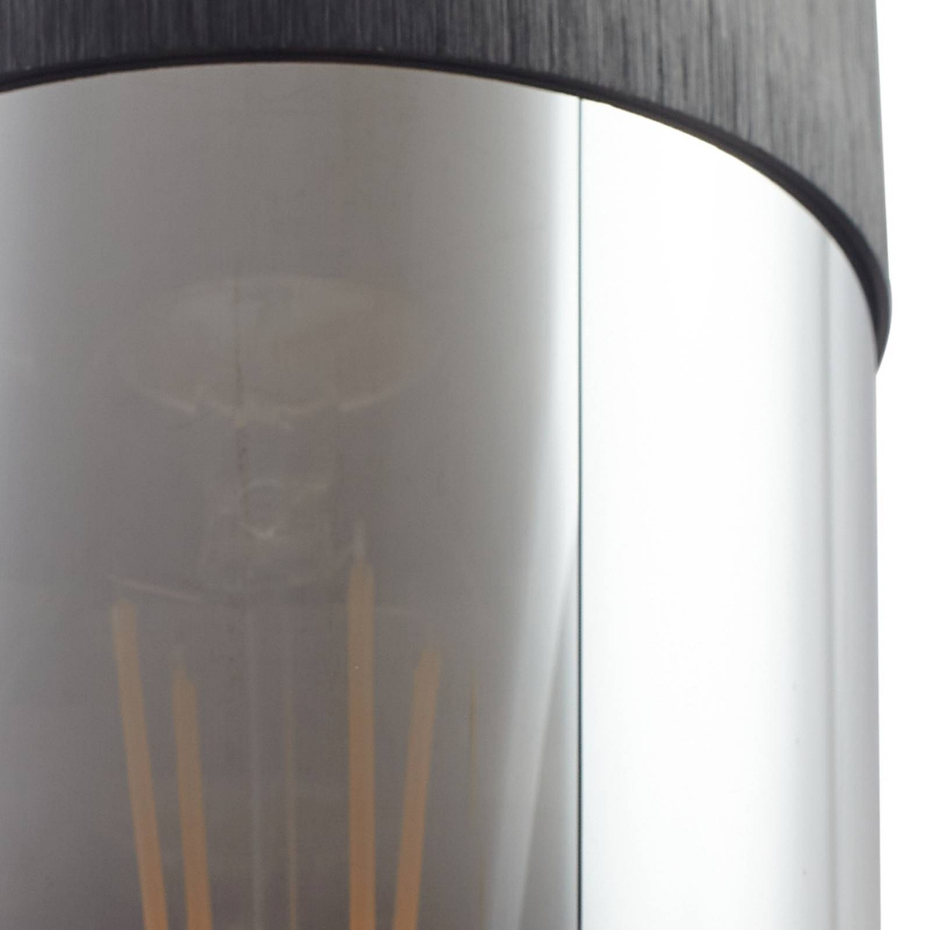 Suspension en verre moderne, Svante