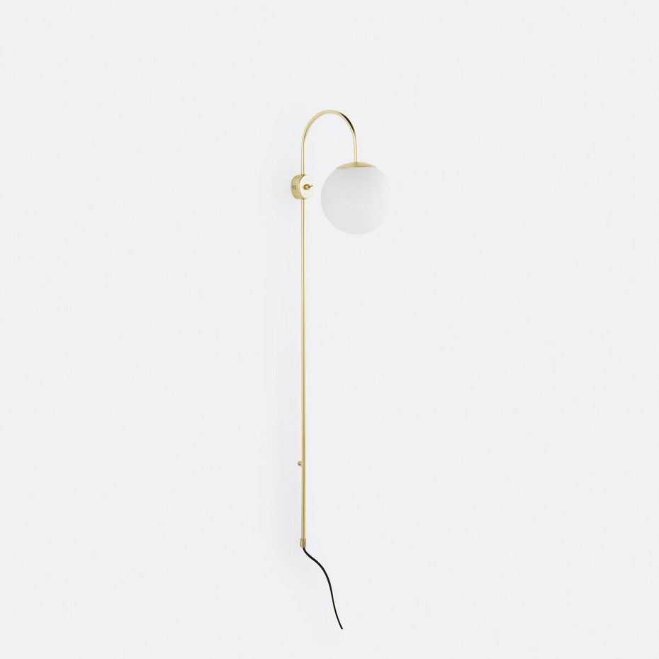 Applique laiton et verre opaline, Moricio
