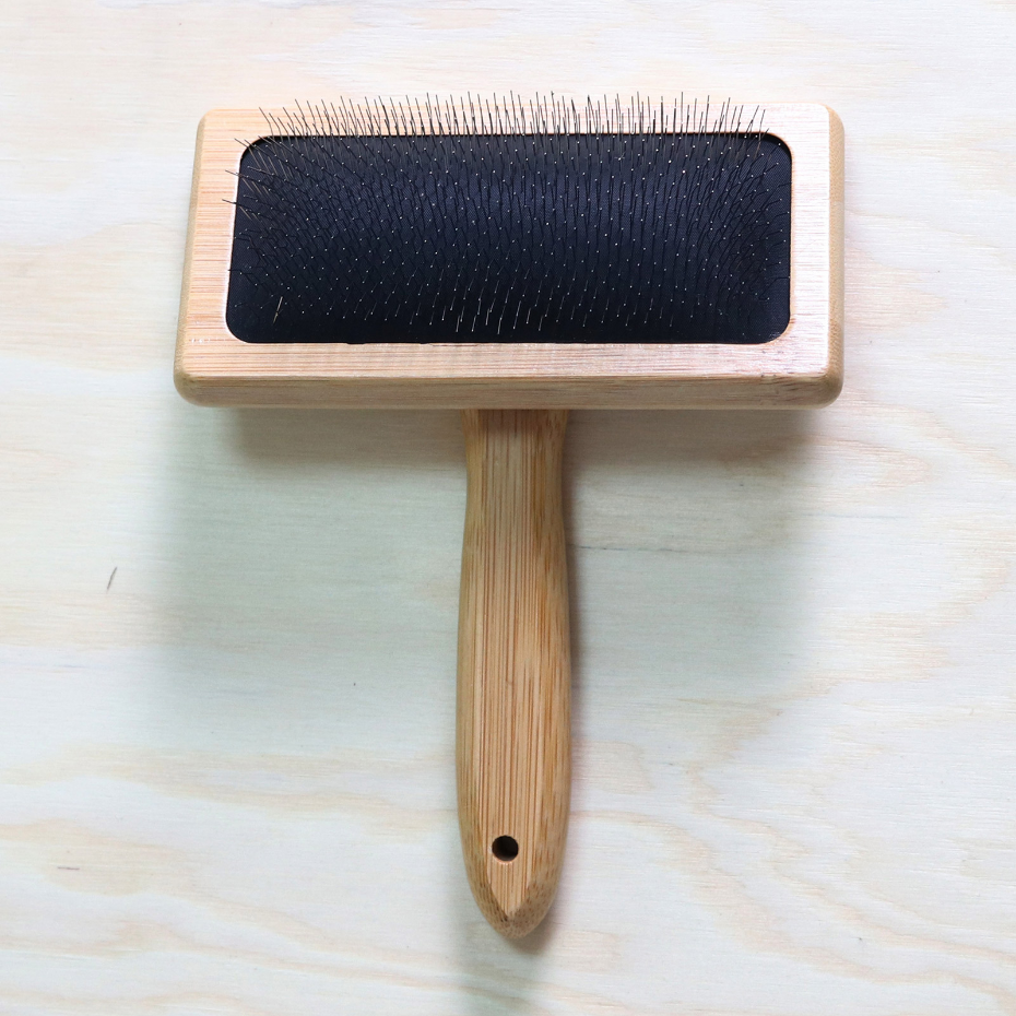 Brosse pour peau d'agneau