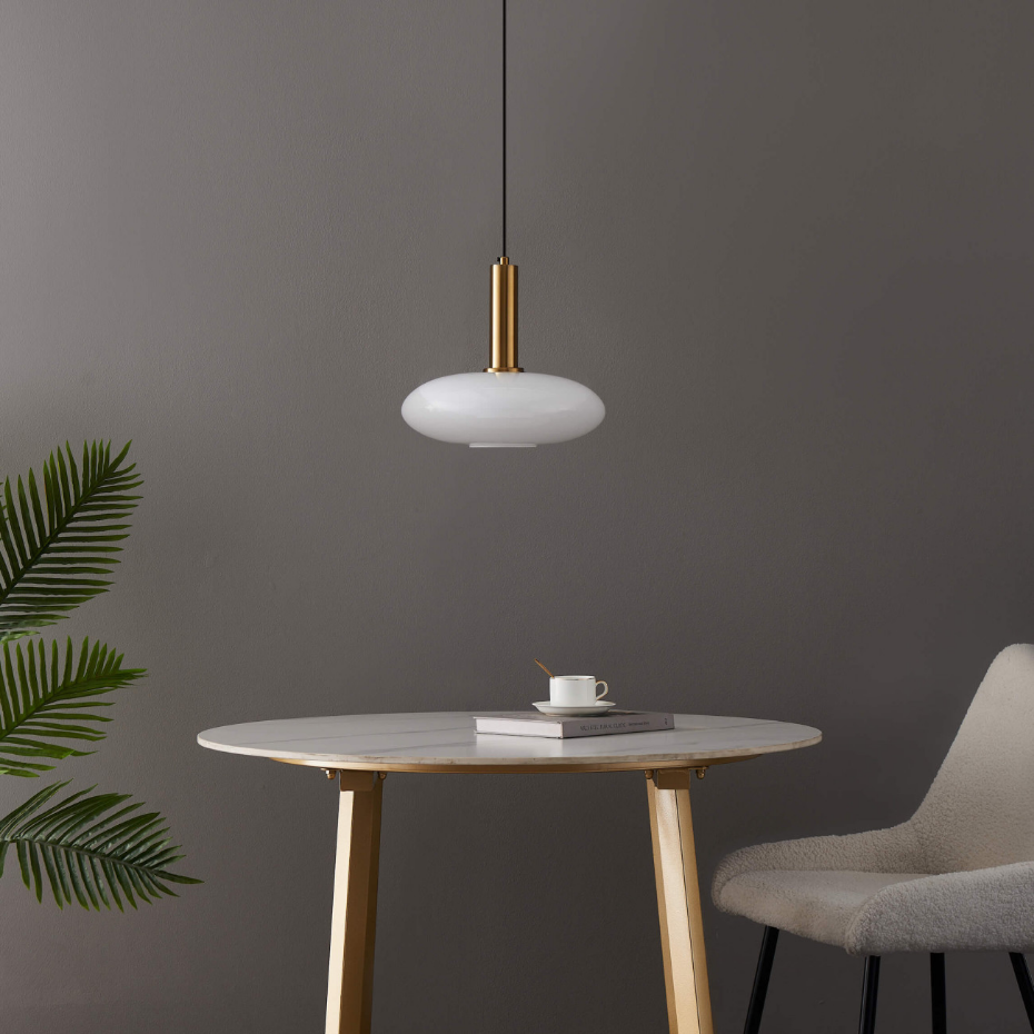 Suspension élégante à verre opalin – ZINNIA