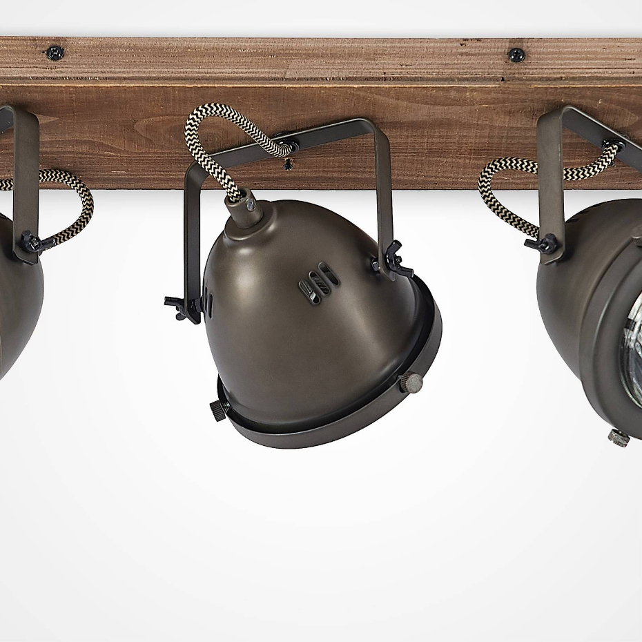 Spot en bois industriel, Farovi