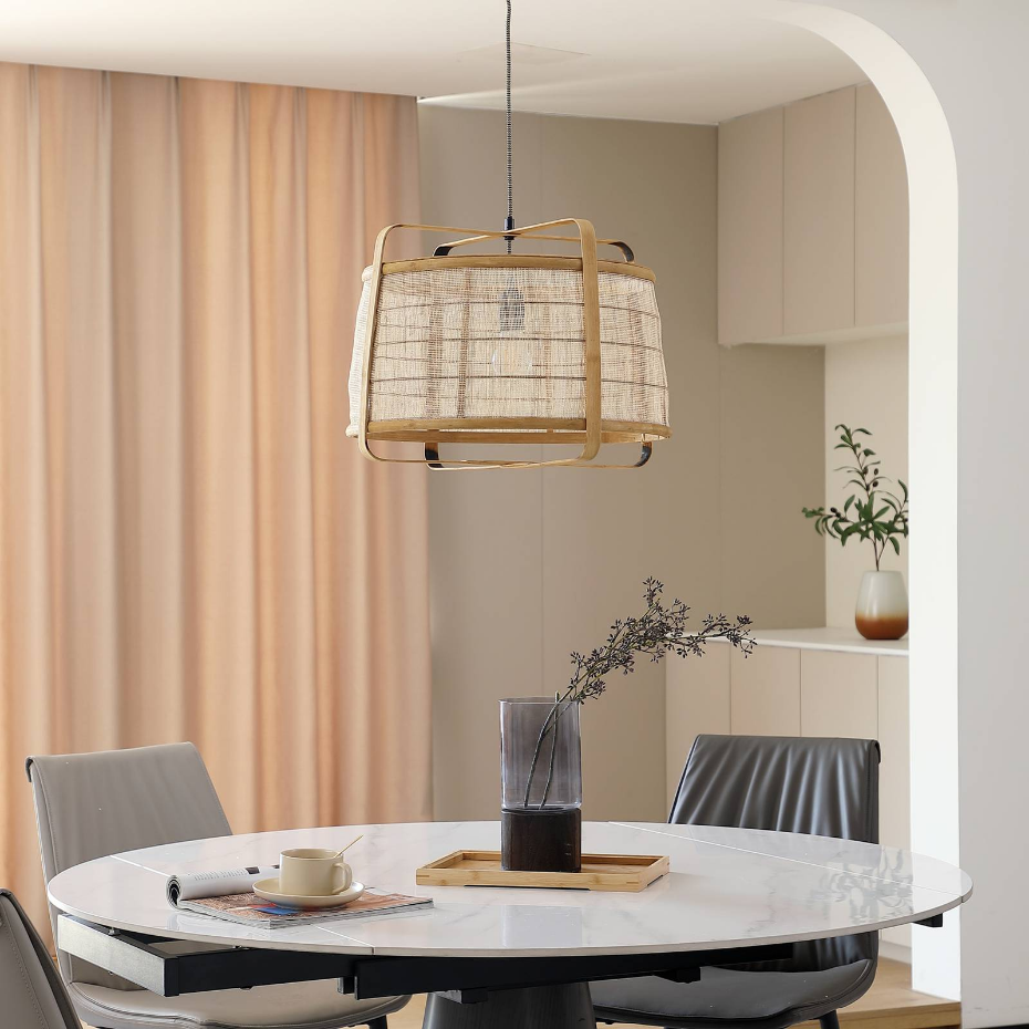 Suspension en bois traditionnelle, Liriana