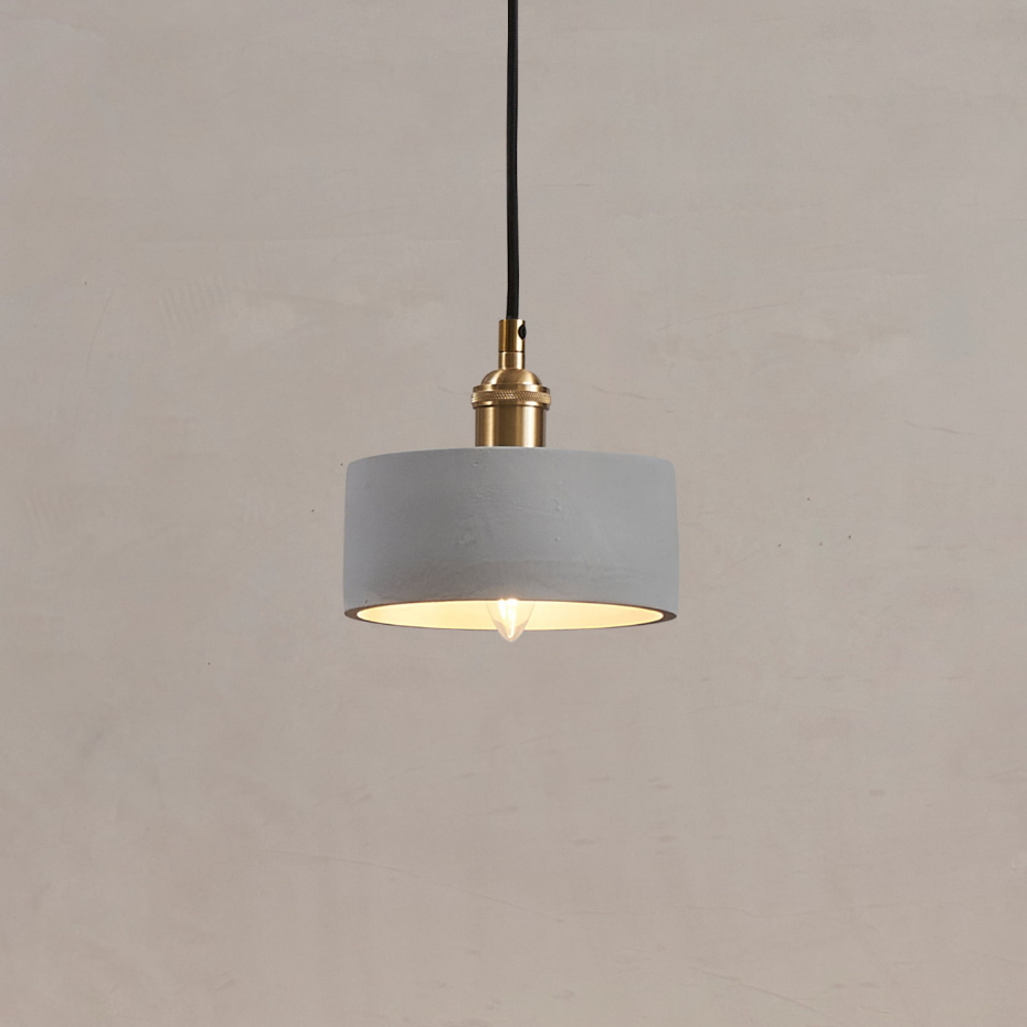 Petite suspension en béton brut - LIKO
