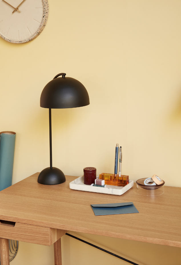 Lampe De Table Épurée Design Métal