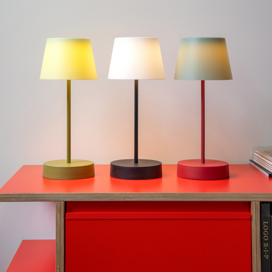 Lampe de table mobile led  Oscar