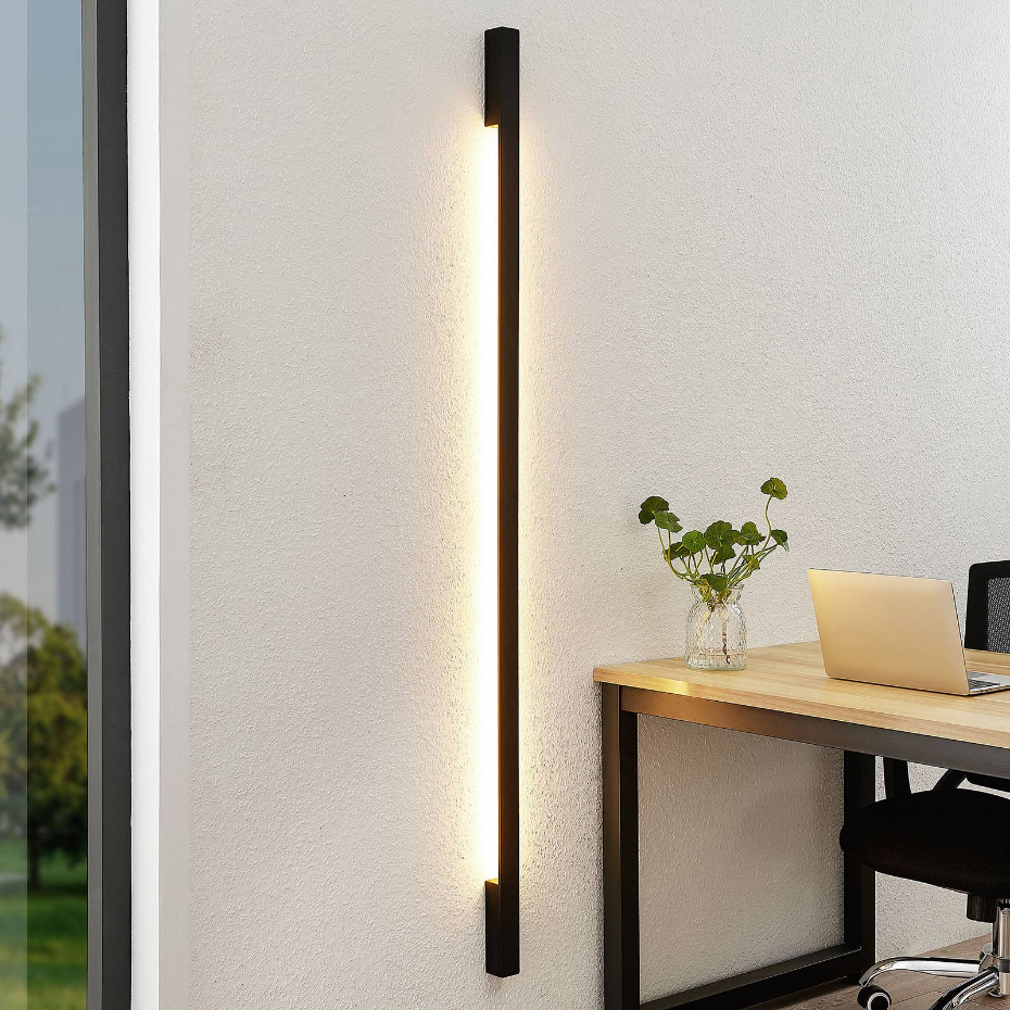 Applique en aluminium moderneLED, Ivano