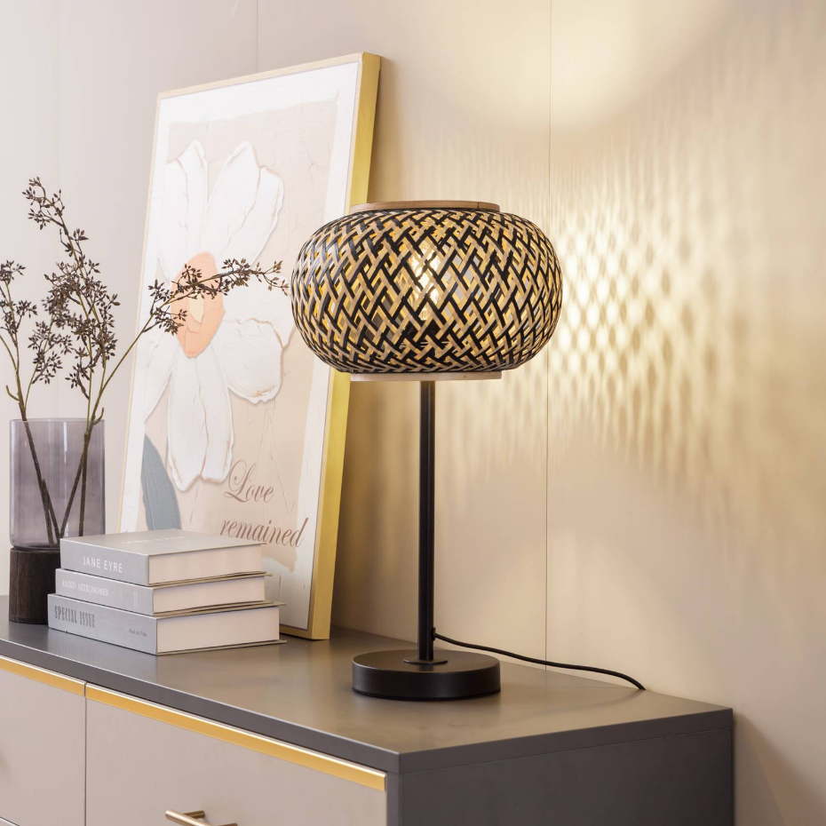 Lampe à poser en bois traditionnelle, Nerys