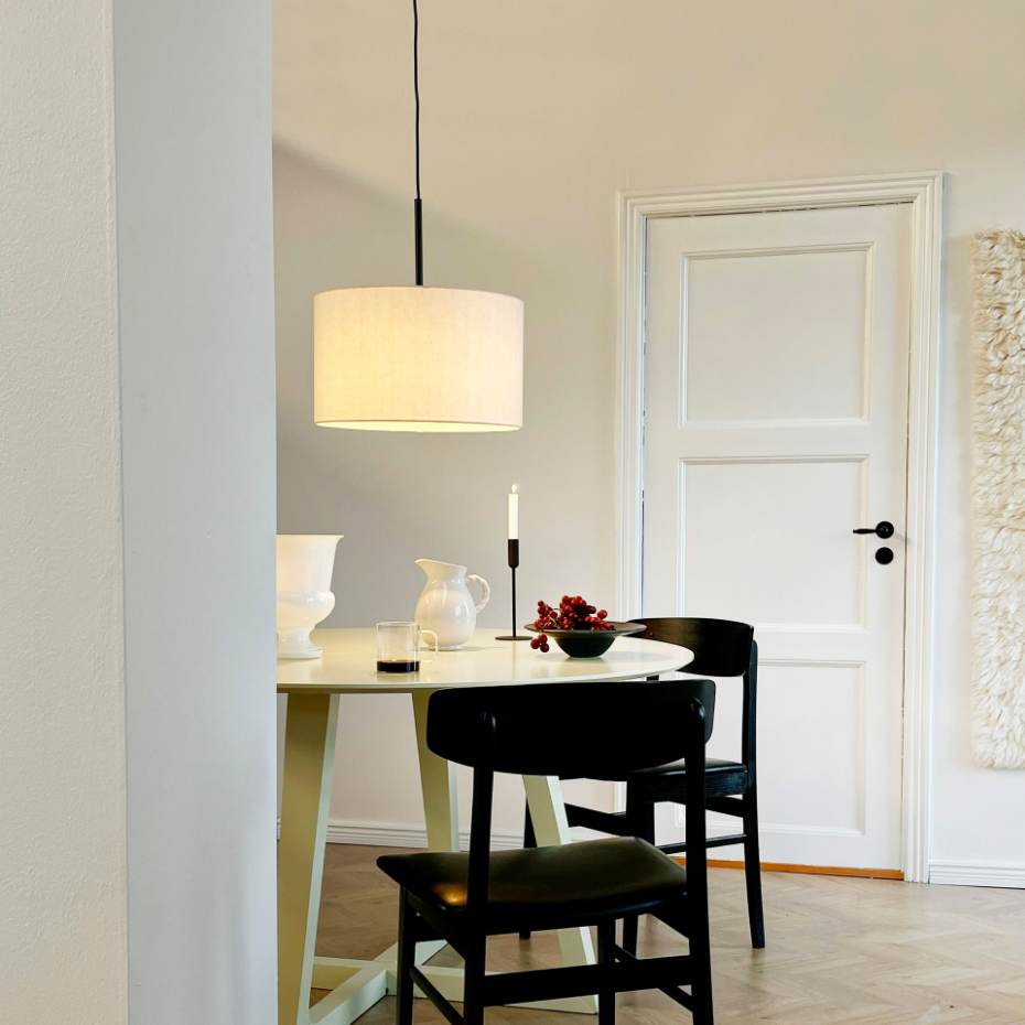Suspension en métal et tissu Noir/Blanc Calix