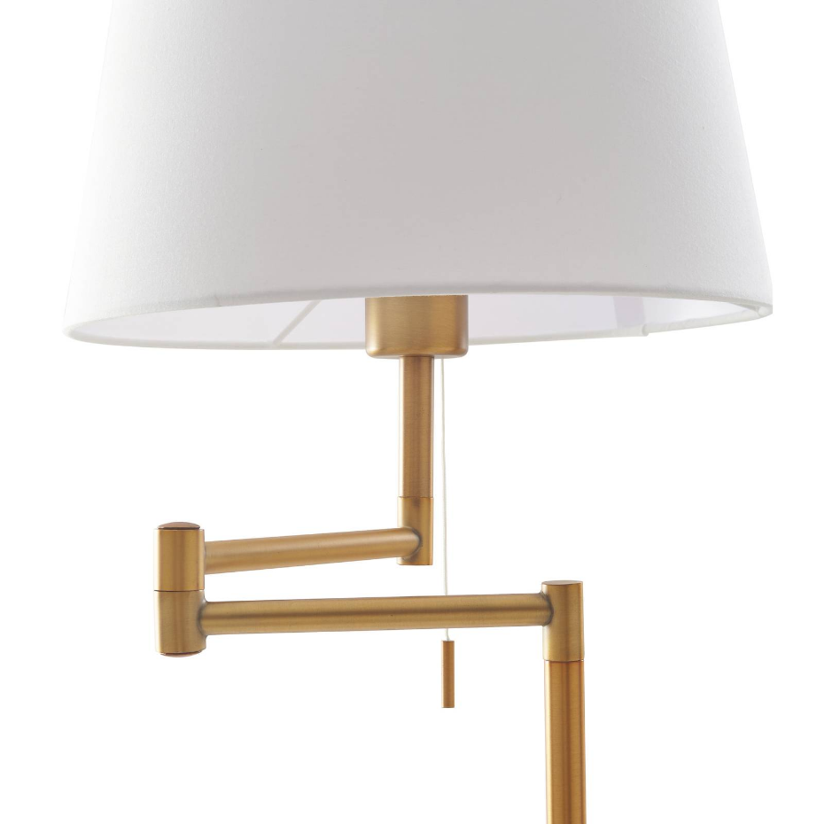 Lampadaire en métal, Ismene
