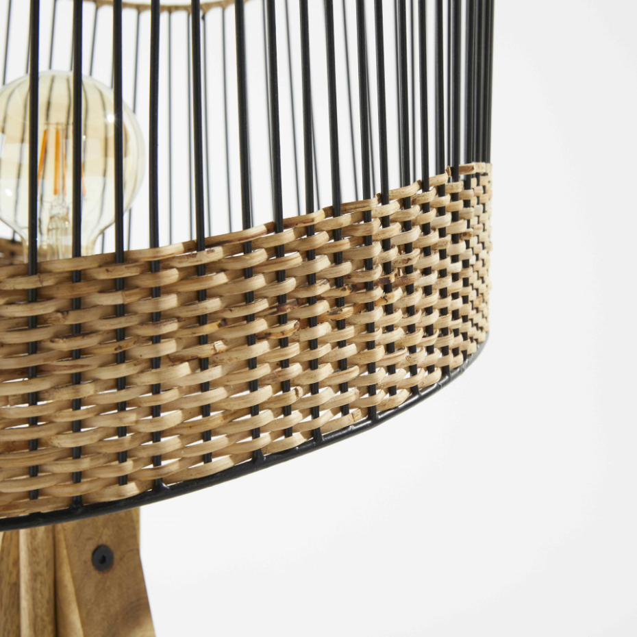 Lampadaire en bois et fibres de rotin