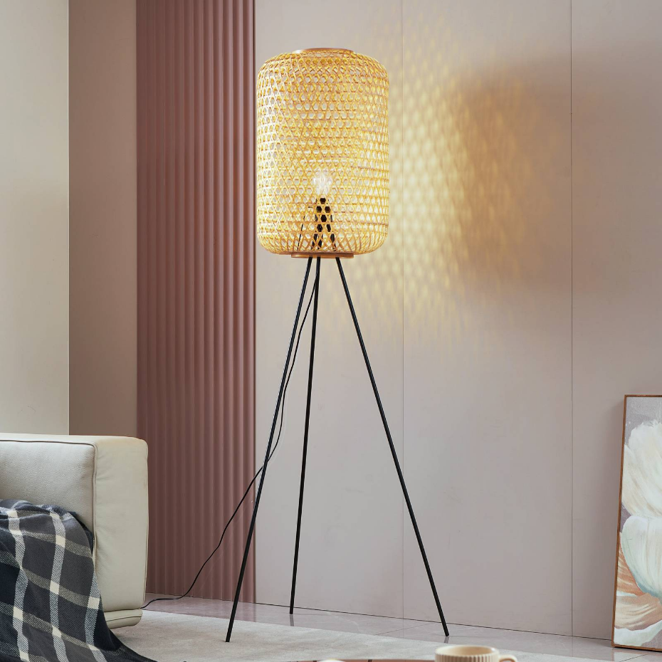 Lampadaire en métal traditionnel, Jorick