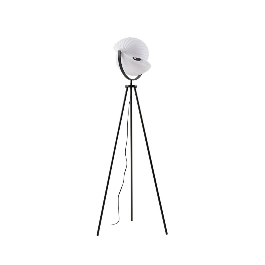 Lampadaire  scandinave, Helva