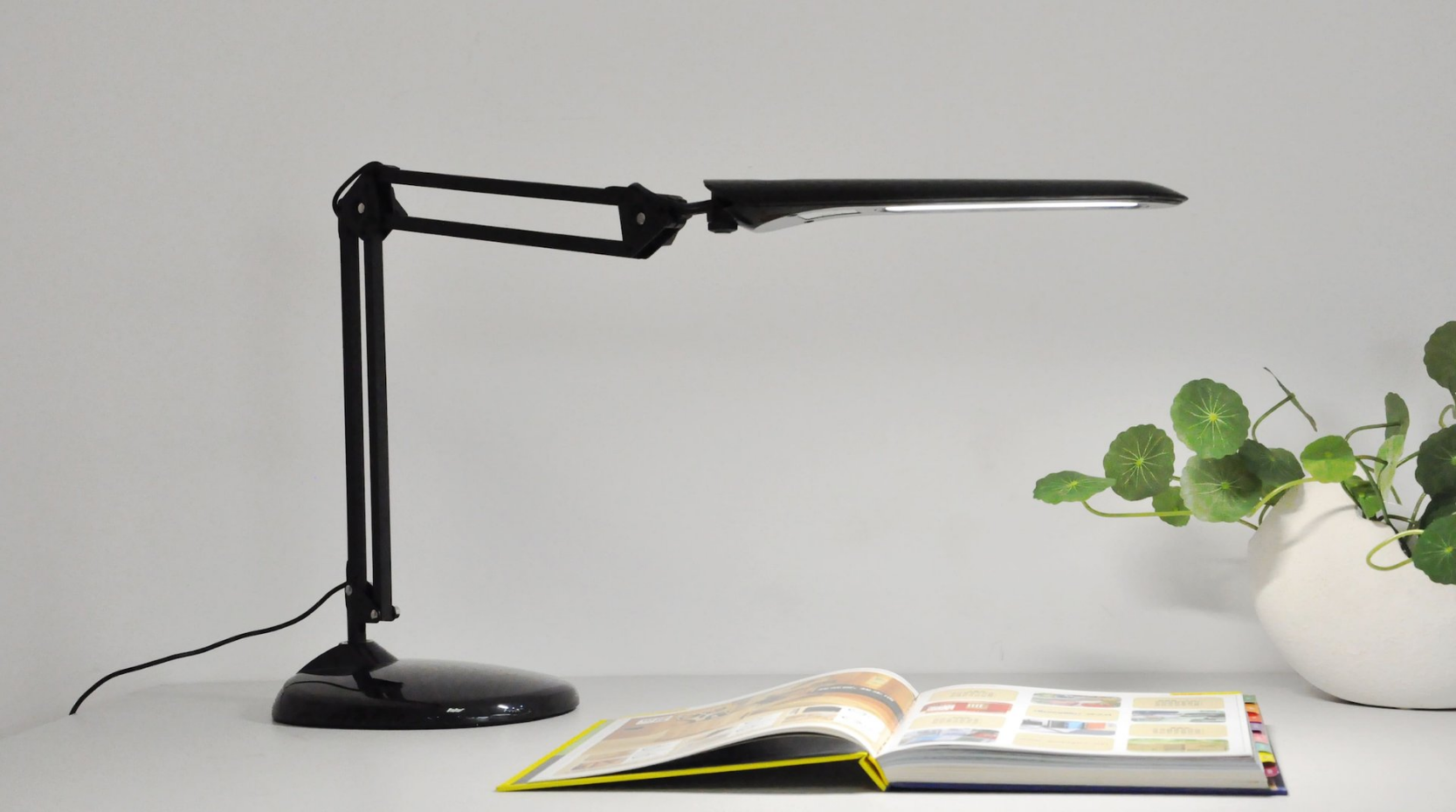 Lampe de bureau en aluminium COSMIX