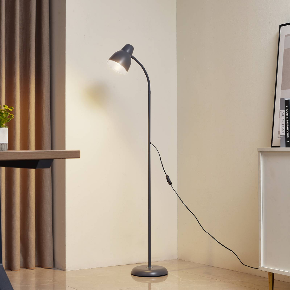 Lampadaire en métal, Tebbi