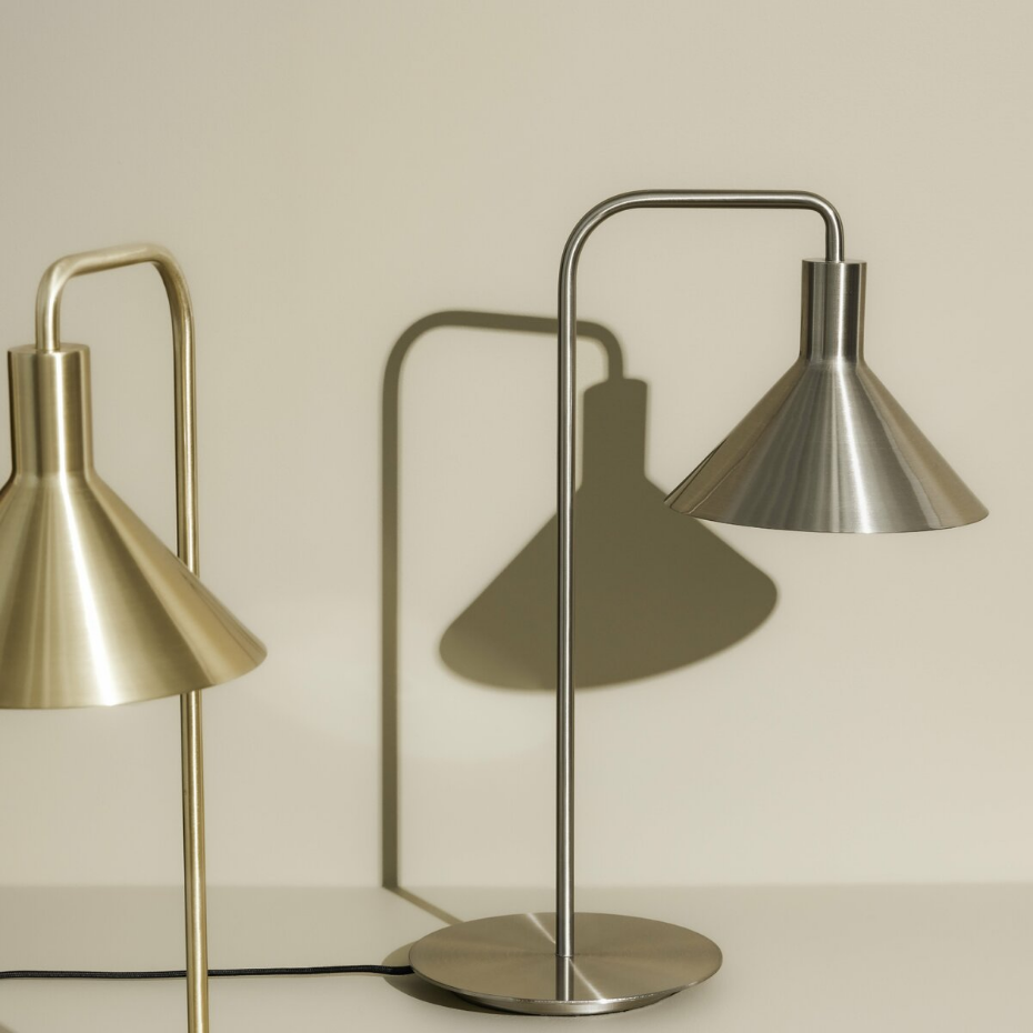 Lampe de table en fer SOLO