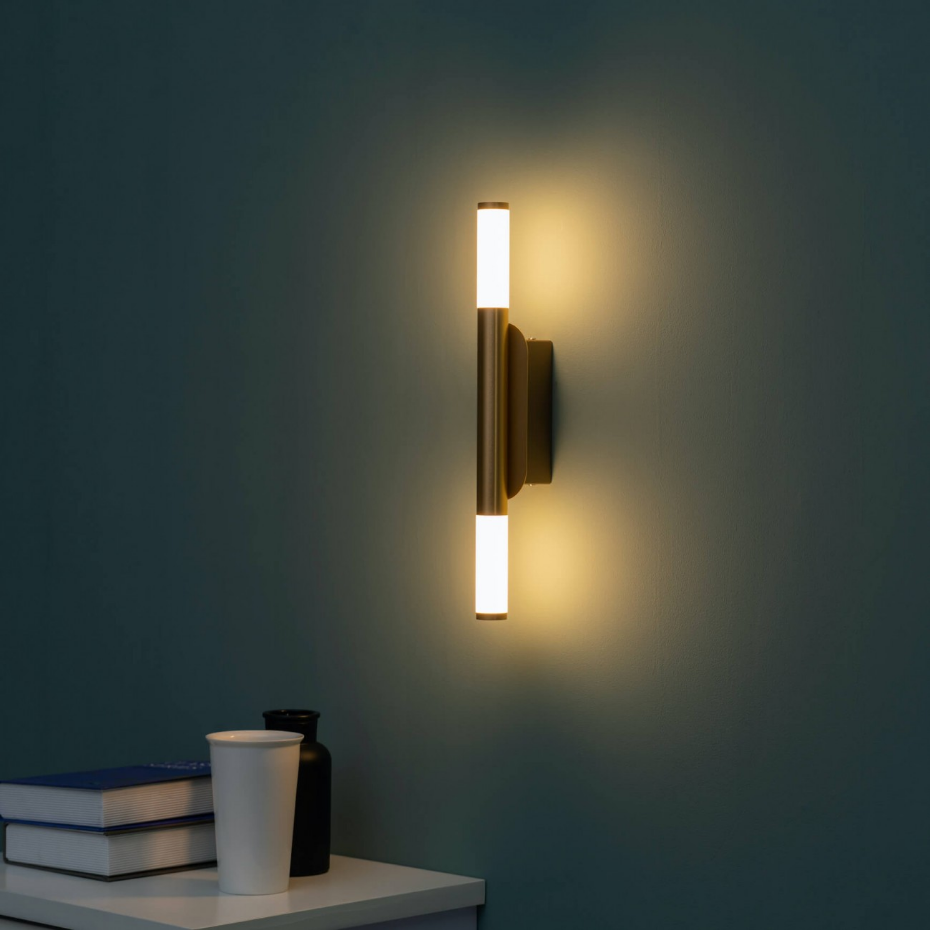 Applique dorée LED verticale - BARLETTA