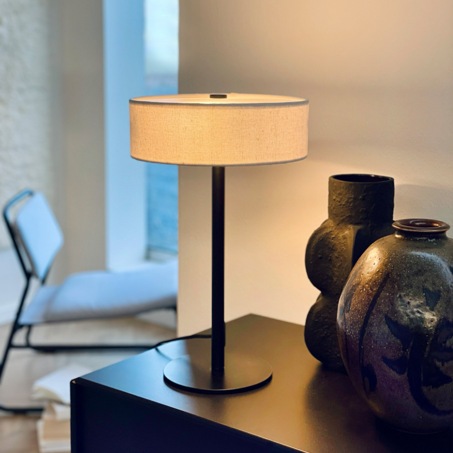 Lampe à poser en métal et tissu Noir/Blanc Calix