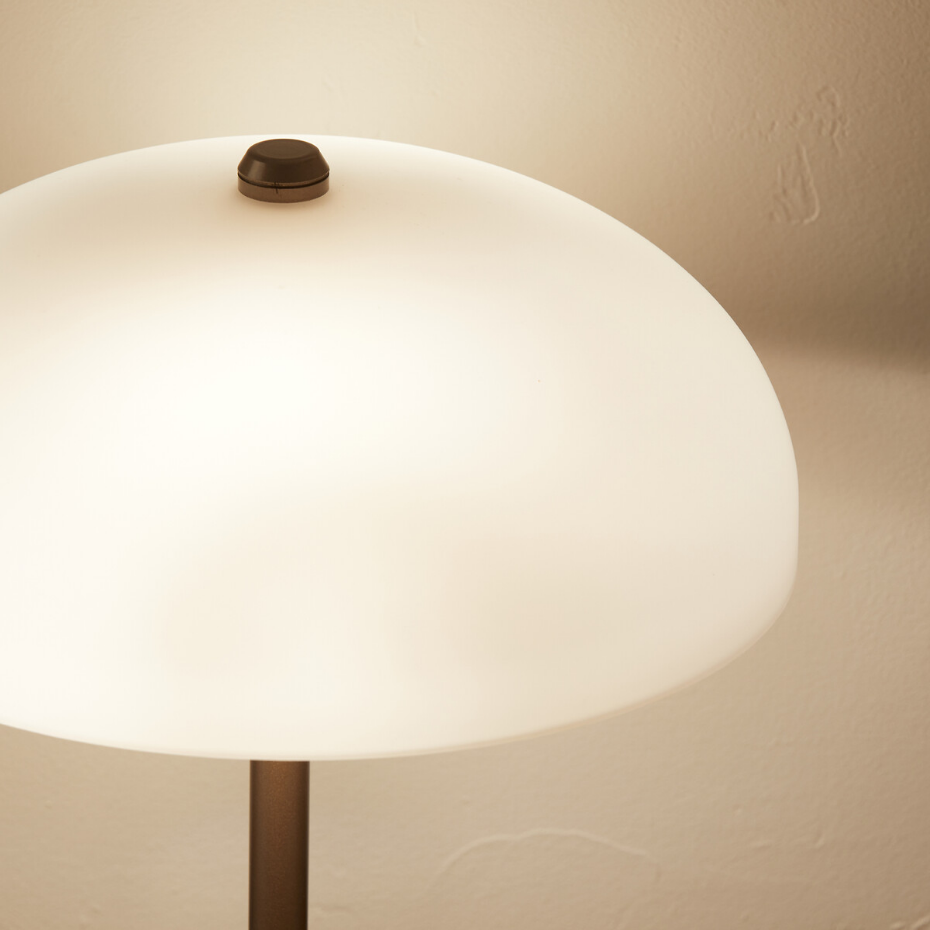 Lampe de bureau verre, métal et simili, Beaudouin