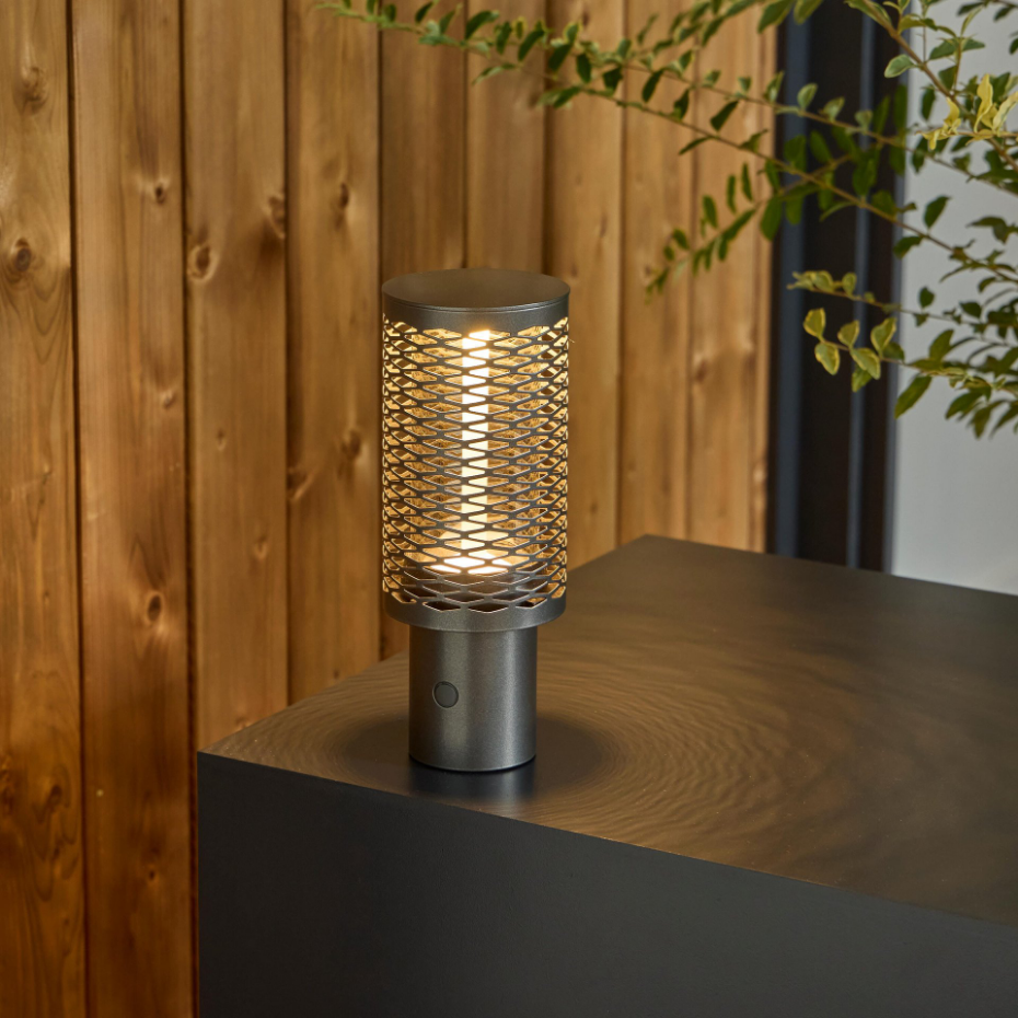 Lampe de table avec intensité réglable, TAMA