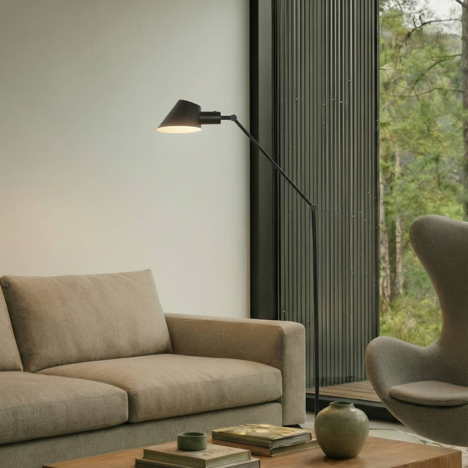 Lampadaire en métal moderne, Corali