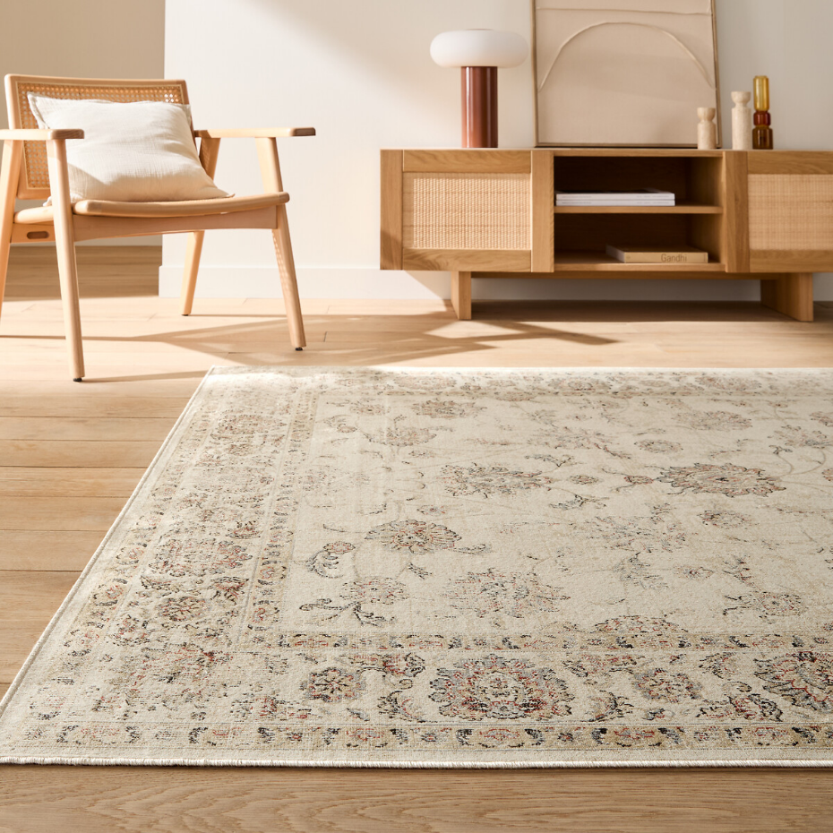Tapis vintage, motif floral, effet used, DIONA