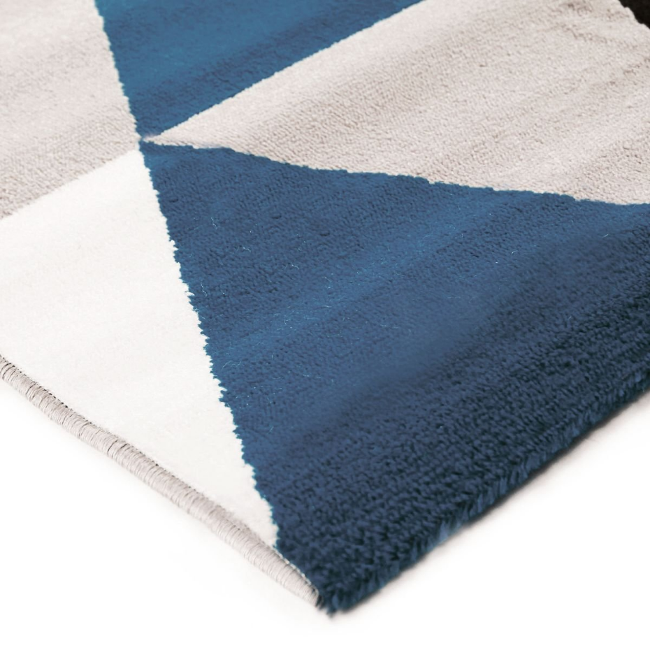 Tapis salon toucher laineux motif triangles  GEO SCANDI