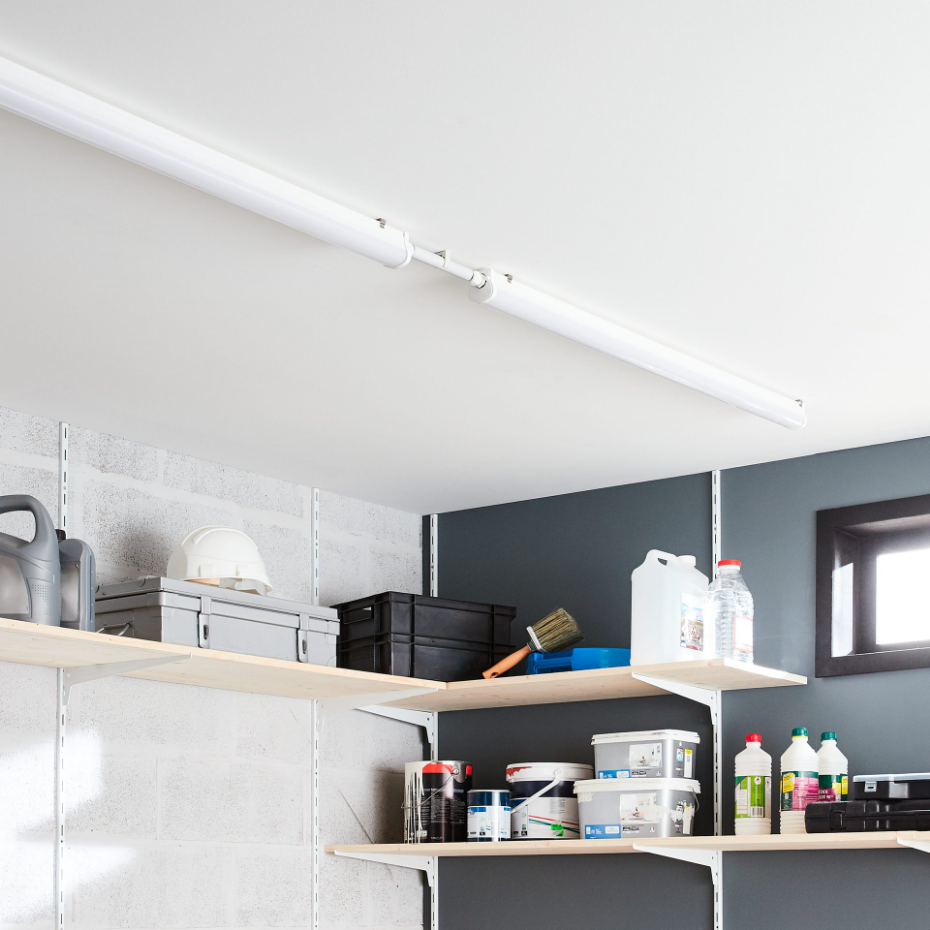 Réglette LED, DORNI