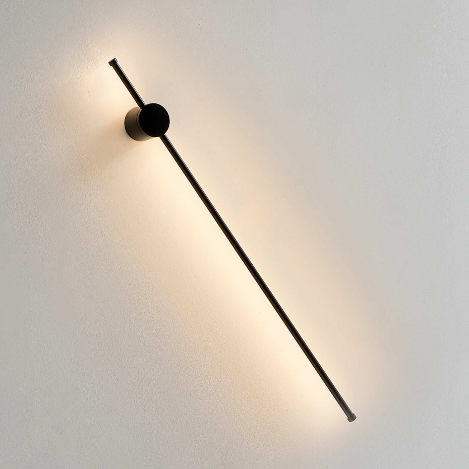 Applique LED longue IP54 stable - NIKOLAI