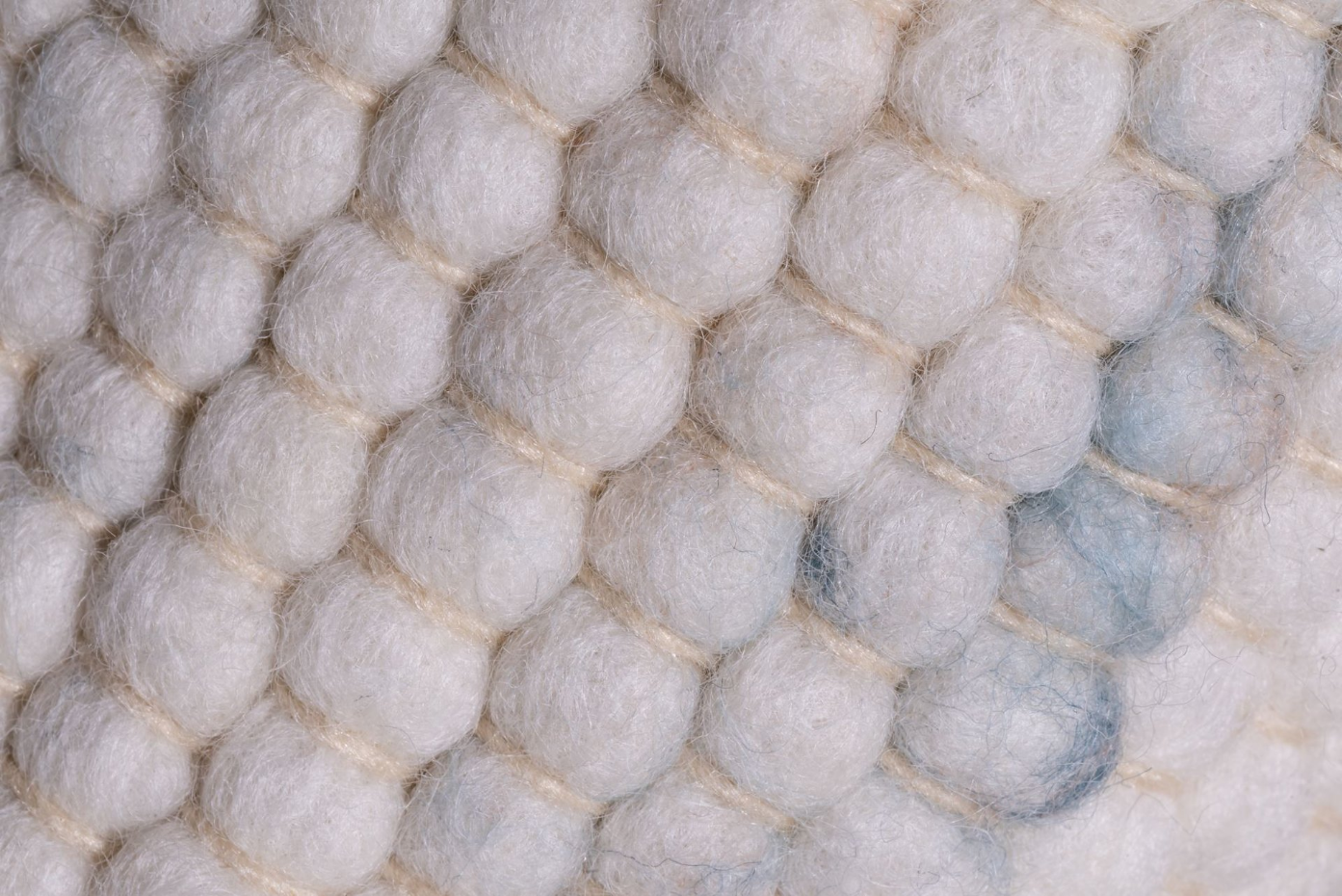 Tapis réversible en laine foulée tissé à la main aux couleurs vives - Hoernum