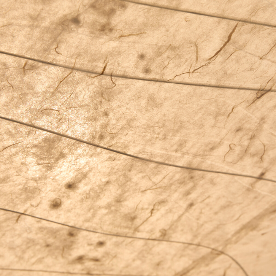 Suspension en papier texturé, diamètre 91 cm, NASSAH