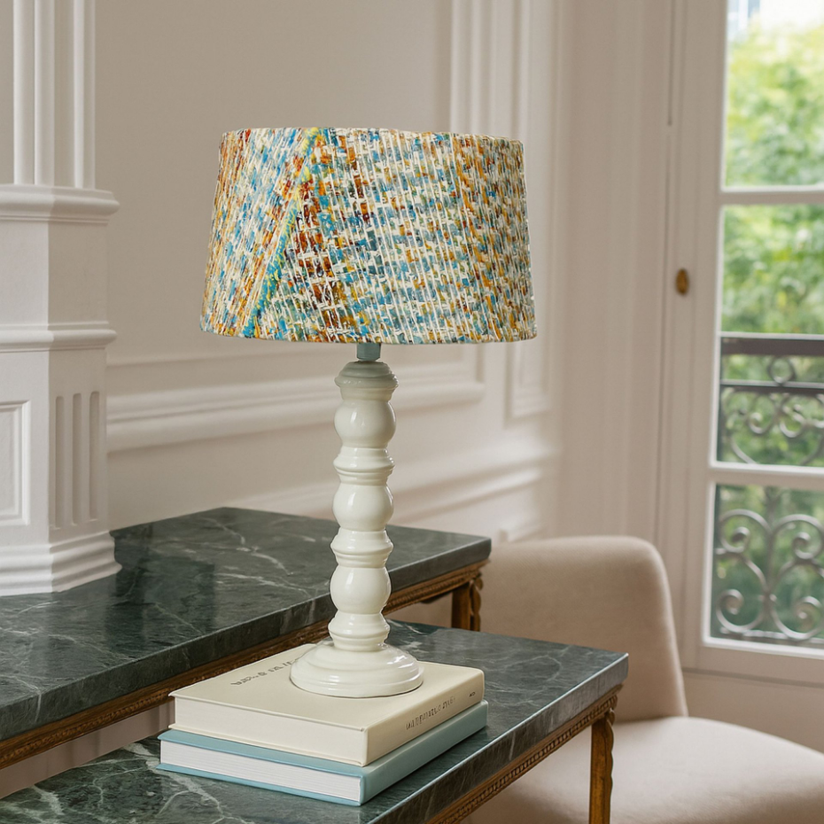 Lampe à poser en bois et abat jour en tissu, ROMY