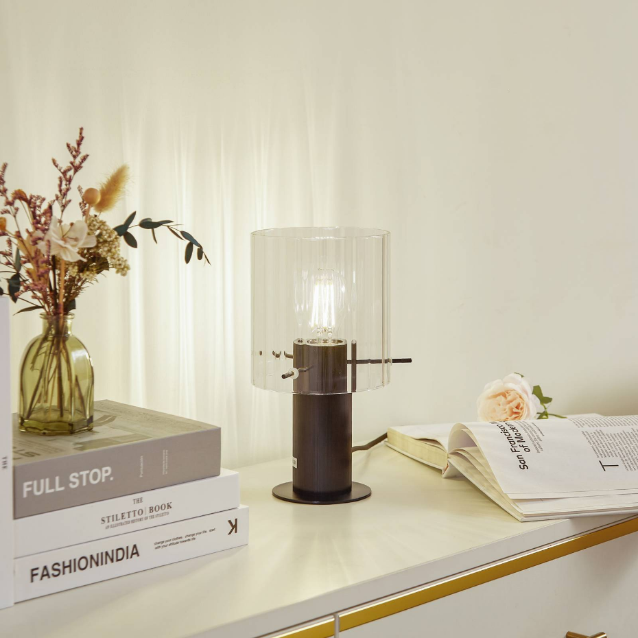 Lampe à poser en métal moderne, Eirian