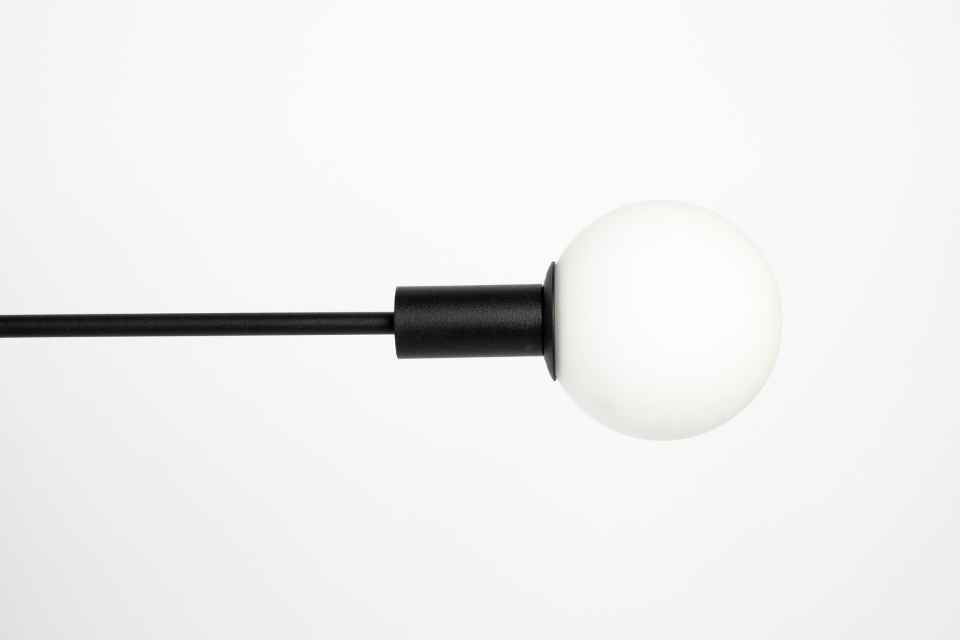 Lampadaire design en métal- SIRIUS