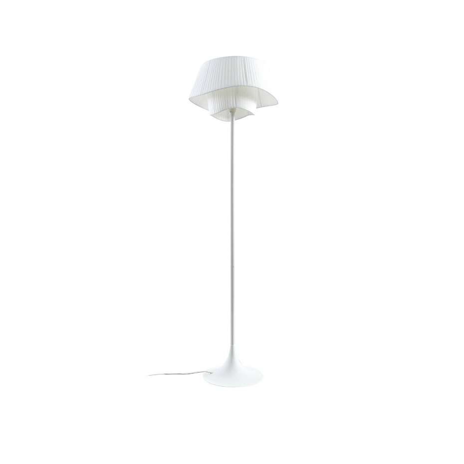 Lampadaire en métal, Eryndor